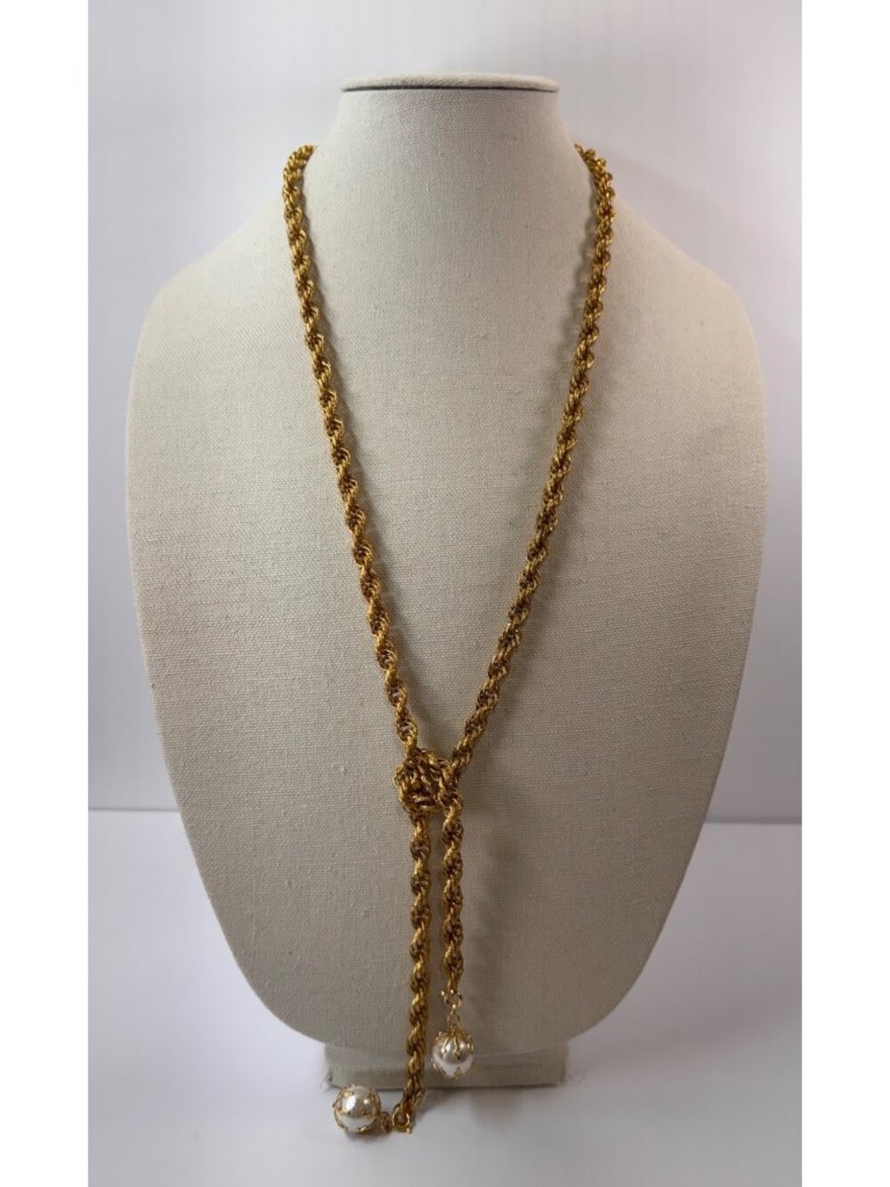Vintage Gold Tone Rope Chain Lariat Necklace Faux Pearl Tassels 40” Long